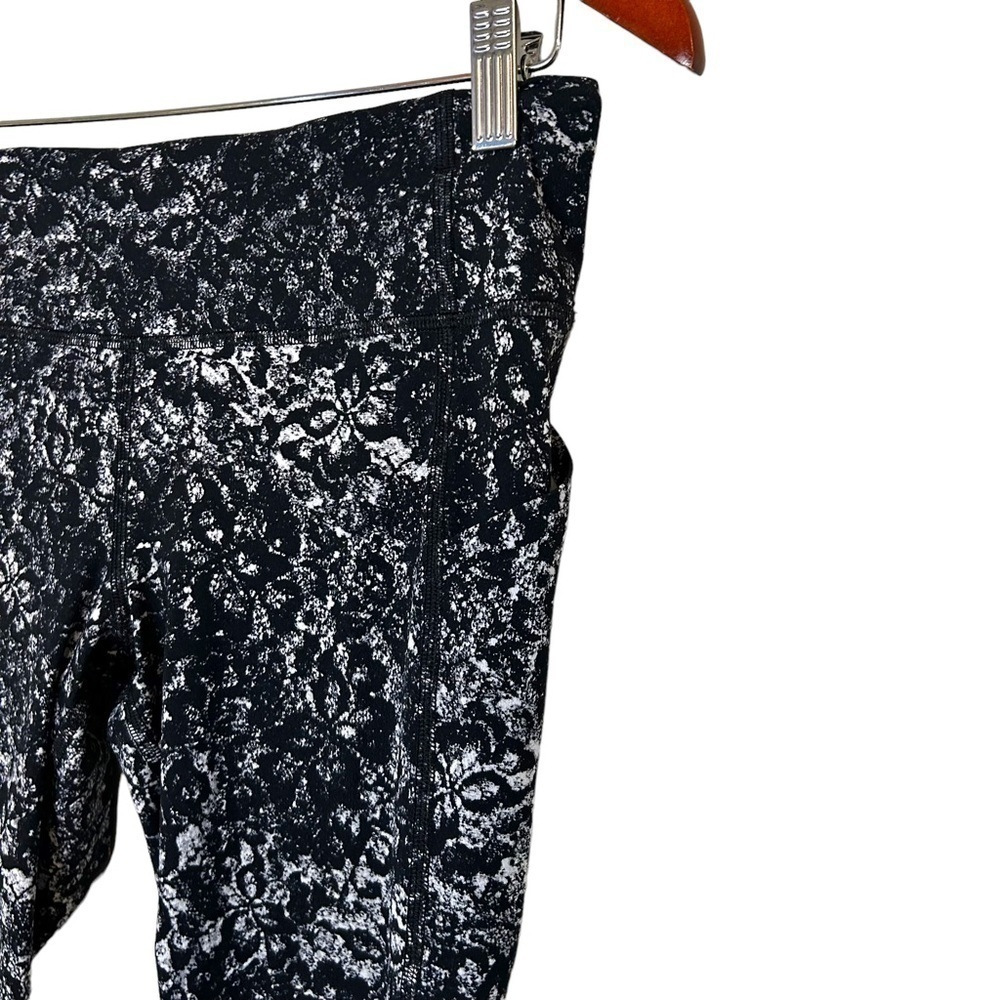 Lululemon Pace Rival Crop *22" - Picture 9 of 15